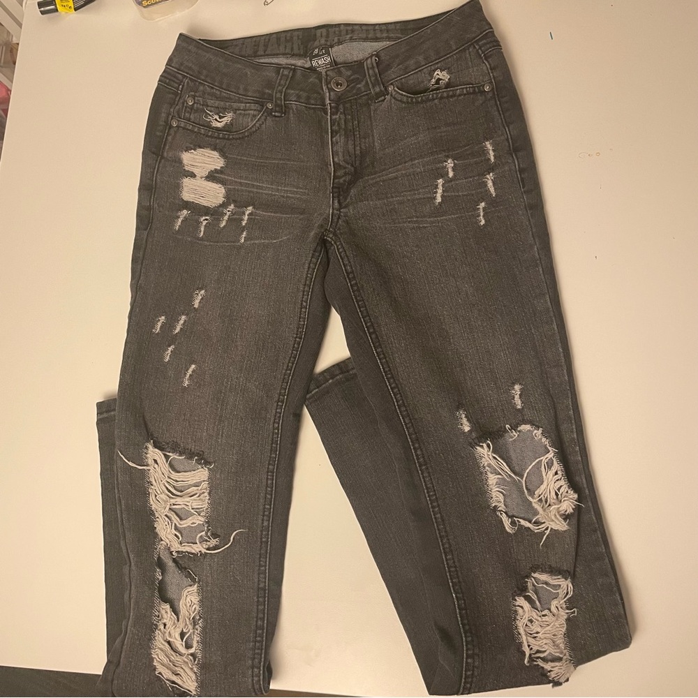 Bemore women vintage reunion distressed jeans size 26
